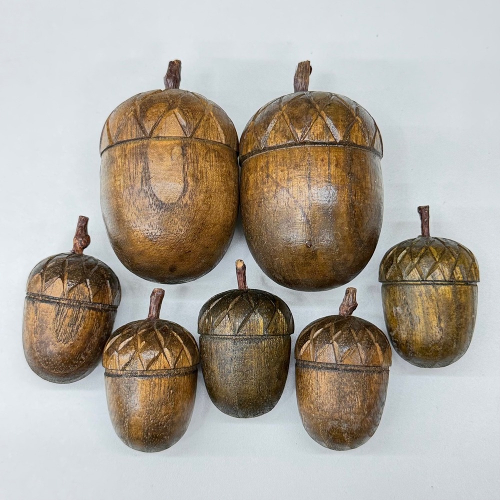 Vintage Set of 7 Hand Carved Wooden Acorn Figurines Rustic Fall Autumn Decor